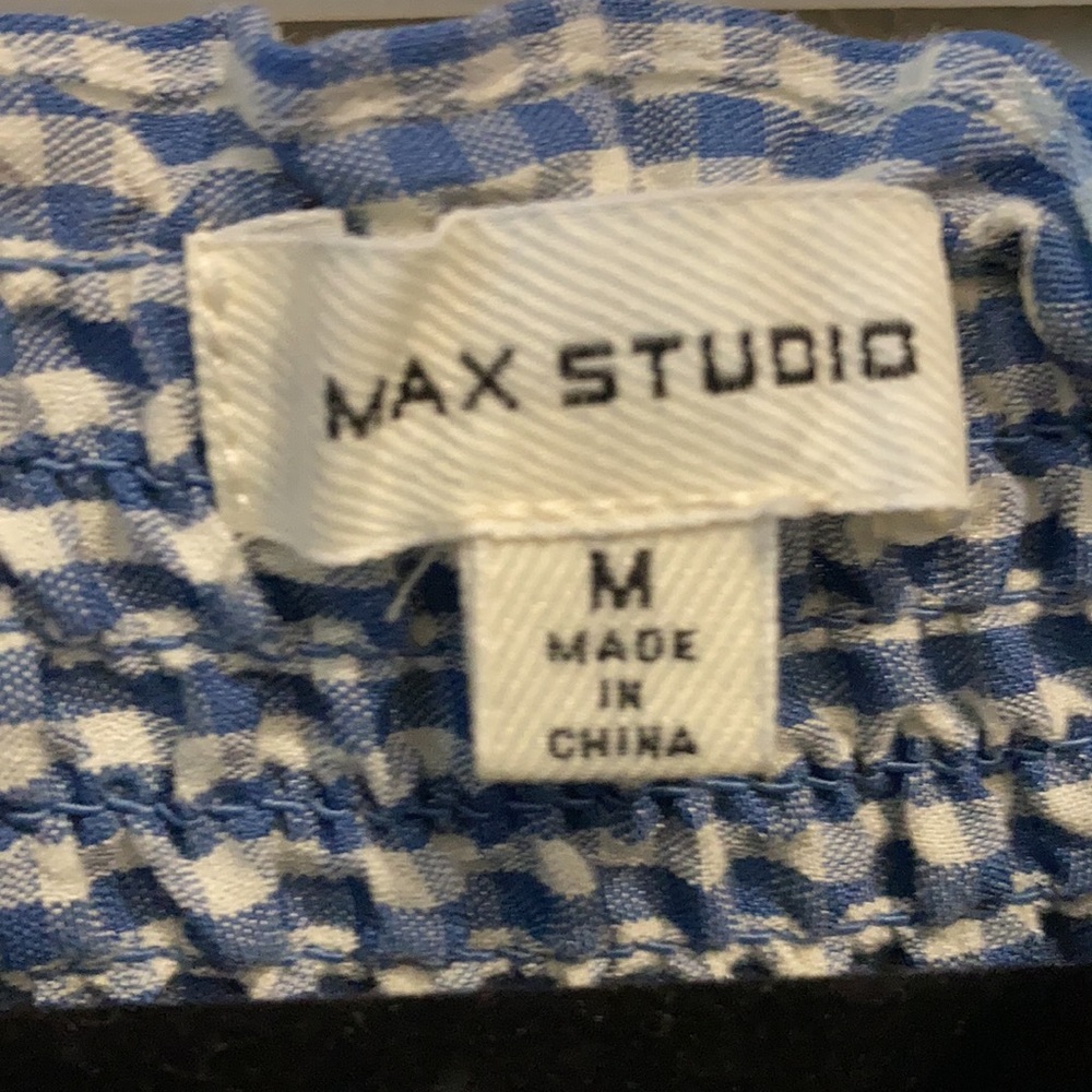 Max Studio blouse - Picture 2 of 5